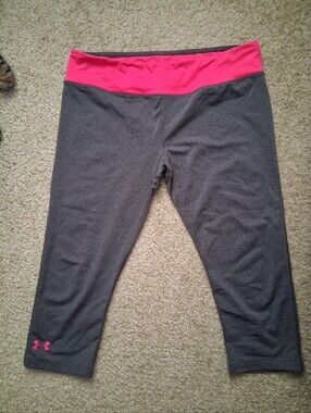 Women's Under Armour capri leggings